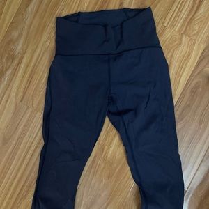 Lululemon cropped tights